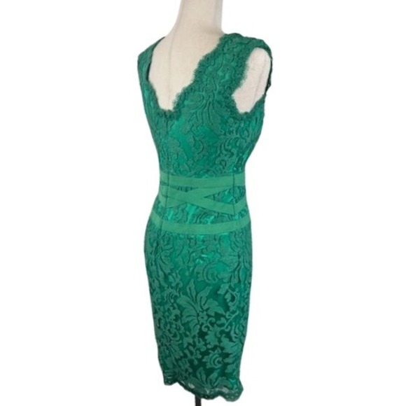 Tadashi Shoji Emerald Green Lace Sleeveless V-Neck Cocktail‎ Party Dress Size 4 - Picture 3 of 6